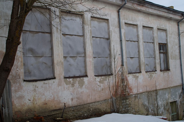Rakvere Pedagoogika school building on the side of the courtyard rephoto