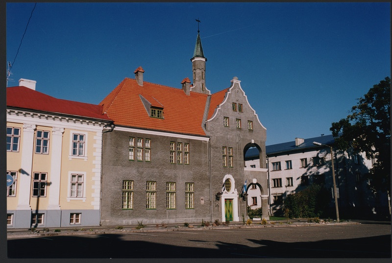 Foto. Pärnu raekoda