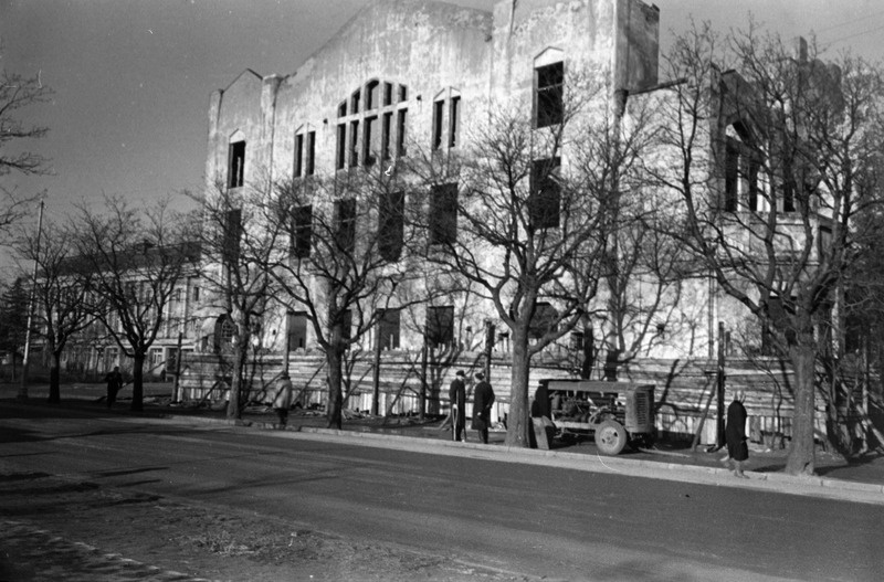 Negatiiv. Endla teatri varemed