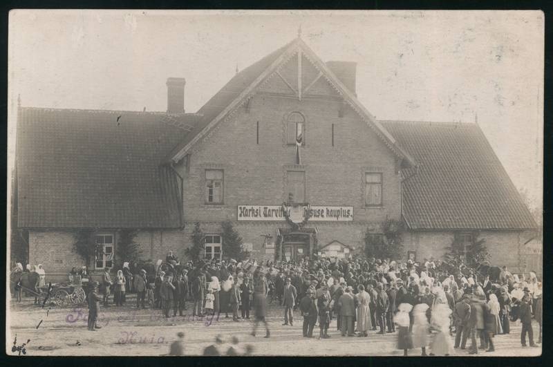 fotopostkaart, Karksi khk, Karksi-Nuia, Karksi Tarvitajate Ühisuse kauplus, inimesed, u 1920, foto A. Priimägi