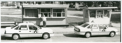 Foto. Taksopeatus Pärnu kesklinnas  similar photo