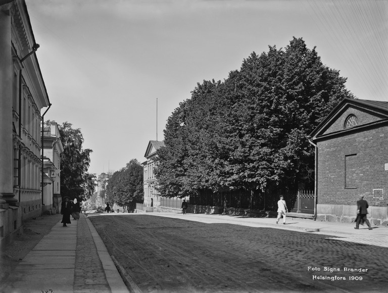Unioninkatu 33-35, 38.