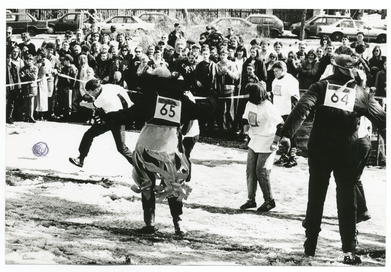 Foto. Meelelahutuslik jalgpallikohtumine