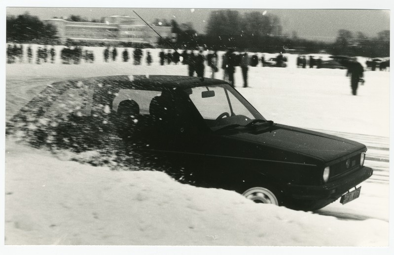 Foto. Rallikross merejääl
