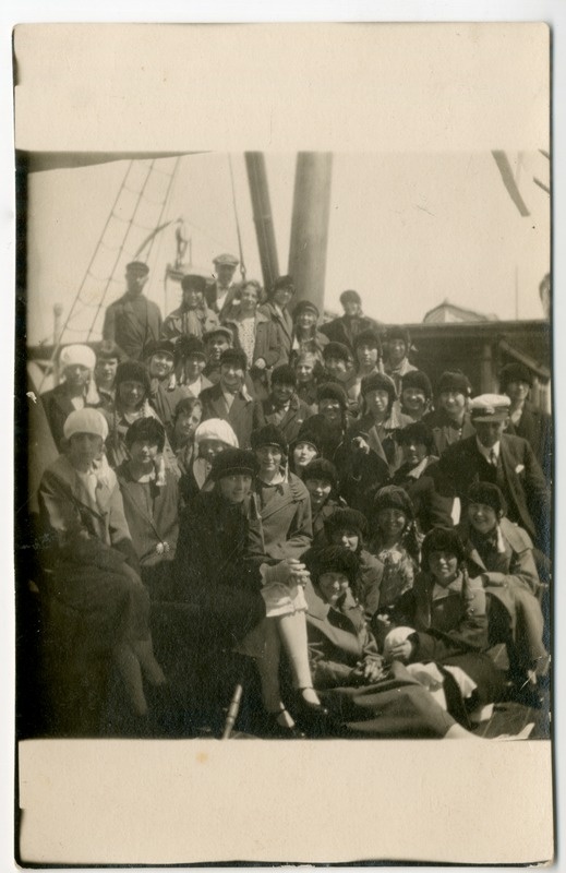 Foto. Kooliekskursioon Saaremaale 1926. aastal