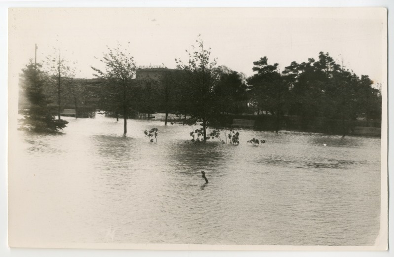 Foto. Üleujutus Pärnu rannas