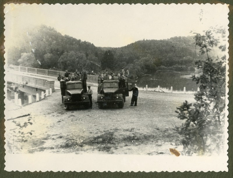 Foto albumist. Teel Riiga I.