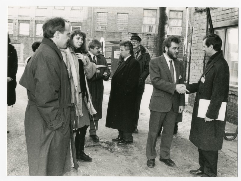 Foto. Majandusminister Toivo Jürgenson Pärnut külastamas