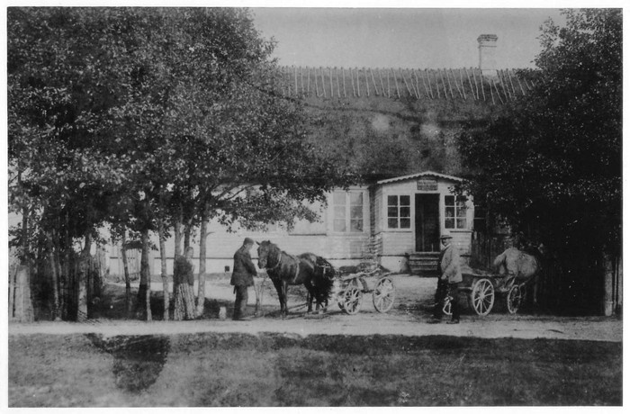 Espenbergi pood Kärdlas "liiva peal"