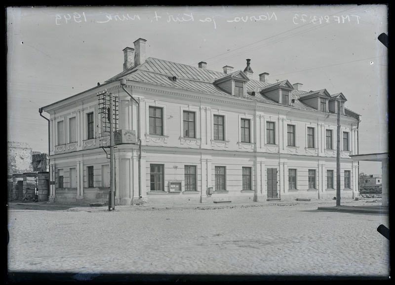 Klaasnegatiiv. Narva mnt 23. Tartu, 1949.