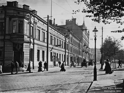 Itäinen Heikinkatu 5, 3, 1 (= Mannerheimintie 1).  duplicate photo
