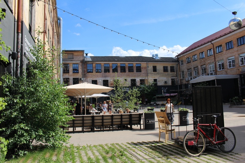 Digifoto. Linnaruumi muutumine. Tartu, 2021.