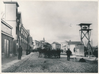 Fotokoopia. Tartu vana pritsimaja esine väljak. 1905-1912.  Foto  juurdepääsupiiranguga.  duplicate photo