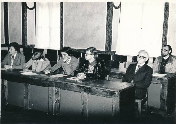 Grupifoto. Kultuurimälestiste Kaitse metoodikute seminar. Tartu Raekoda, 05.1983.a.