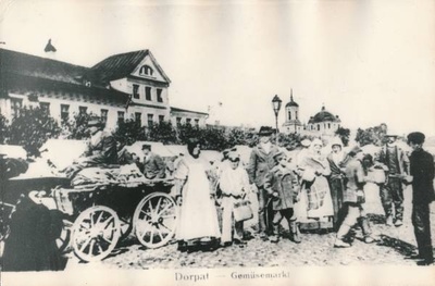 Fotokoopia. Tartu linnavaade. Juurviljaturg. 20. sajandi I poolel.  duplicate photo