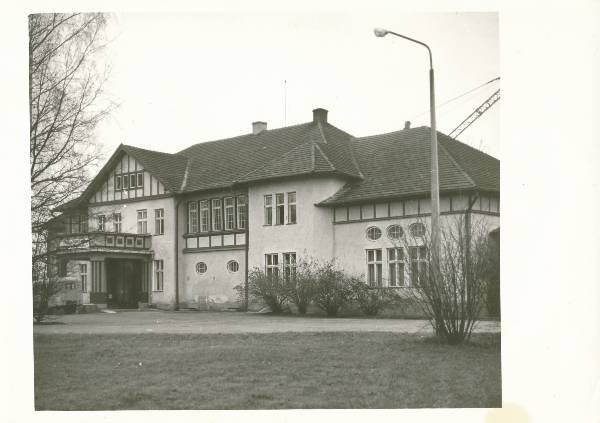 Tähtvere mõis. Peahoone fassaad 1977a.