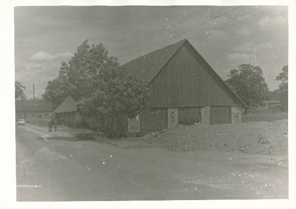 Tähtvere mõis. Küün 1977a.