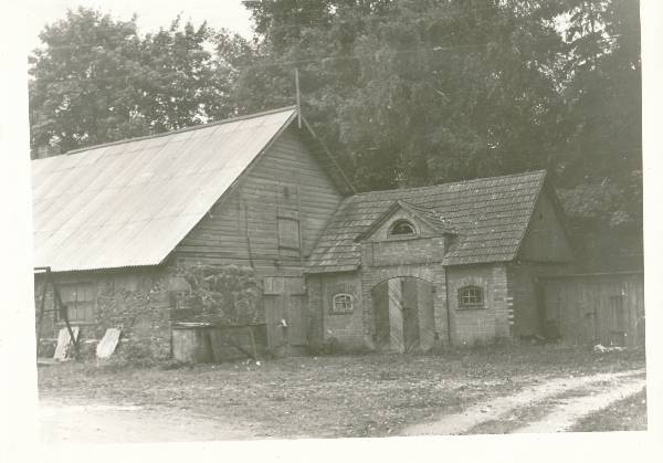 Maarjamõis. Riistakuur 1977a.