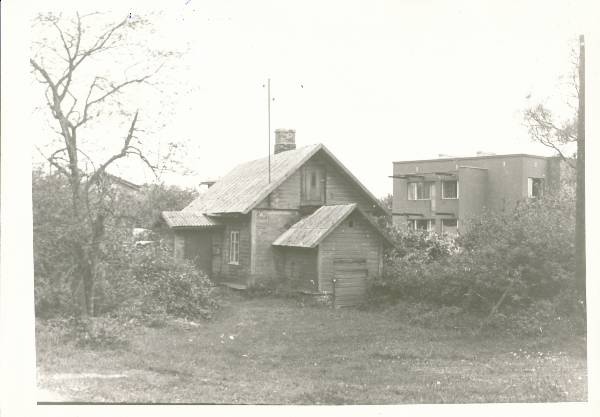 Maarjamõis. Teenijatemaja 1977a.