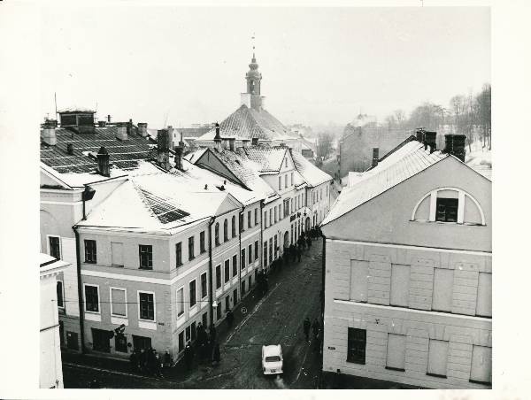 Vaade Ülikooli tänavale Kingissepa tn Tartus.
