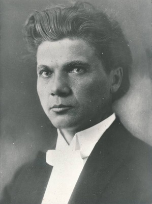 Portreefoto. Juhan Simm. 1927.a.  duplicate photo