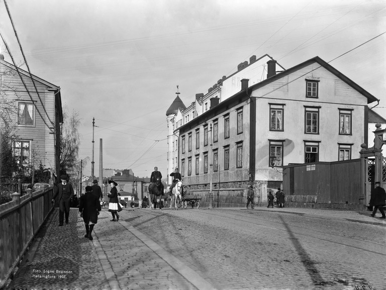 Siltasaarenkatu 3, 5.