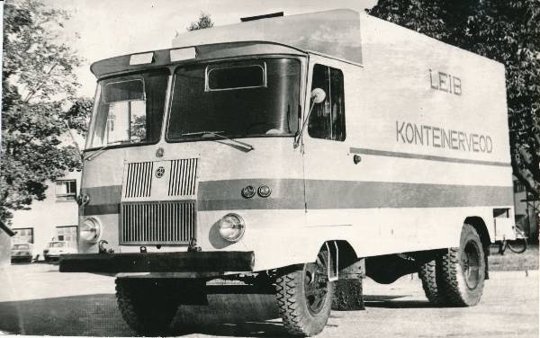 Tartu Autoremonditehase furgoonauto TA-943K.