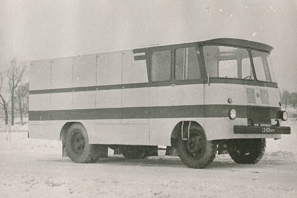 Tartu Autoremonditehase furgoonauto TA-943A.