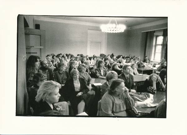 Karl Ristikivi päev 1988a. Kuulajad Veski nim auditooriumis.