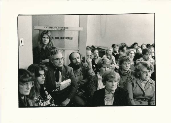 Karl Ristikivi päev 1988a. Kuulajad Veski nim auditooriumis.
