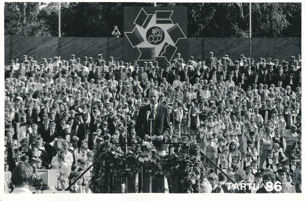 III Poistekooride laulupidu. Tartu, 06.1986.a.