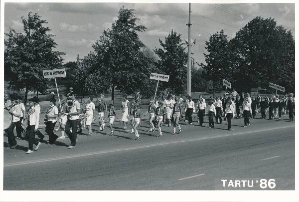 III Poistekooride laulupidu. Tartu, 06.1986.a.