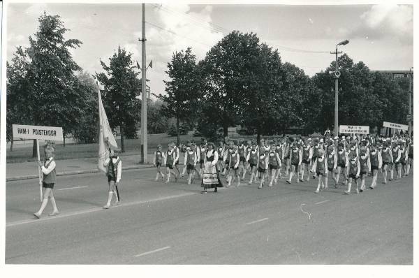 III Poistekooride laulupidu. Tartu, 06.1986.a.