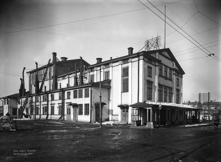 Arkadia-teatteri, Läntinen Heikinkatu