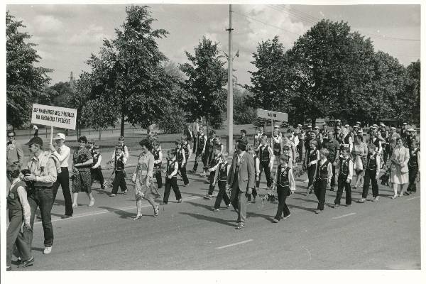 III Poistekooride laulupidu. Tartu, 06.1986.a.