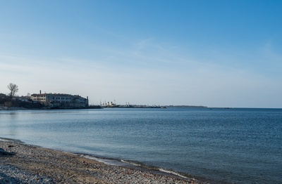 View of the fish beach of Tallinn to Paljassaare rephoto