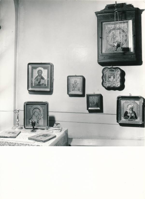 Tartu kirikutes leiduvad kultusesemed. Ikoonid Uspenski õigeusu kirikus, Magasini tn 1. 1987.a.