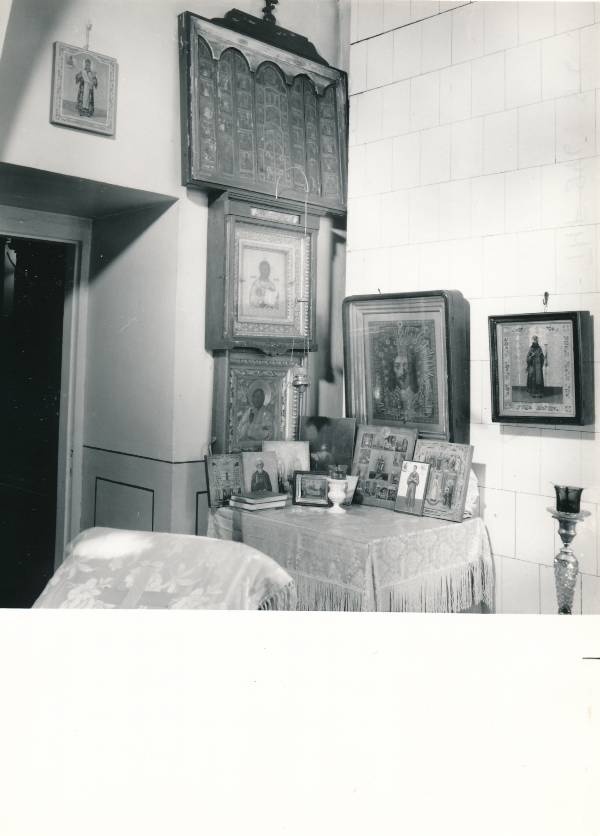 Tartu kirikutes leiduvad kultusesemed. Ikoonid Uspenski õigeusu kirikus, Magasini tn 1. 1987.a.
