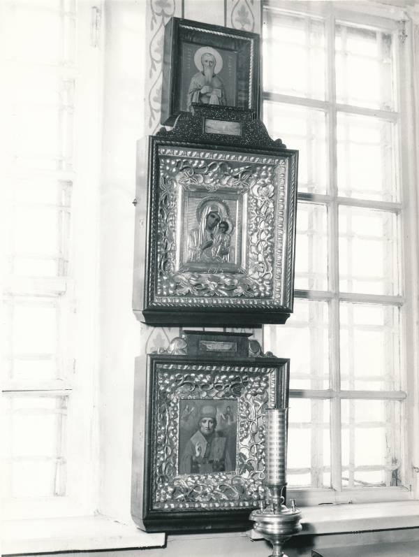 Tartu kirikutes leiduvad kultusesemed. Ikoonid Uspenski õigeusu kirikus, Magasini tn 1. 1987.a.