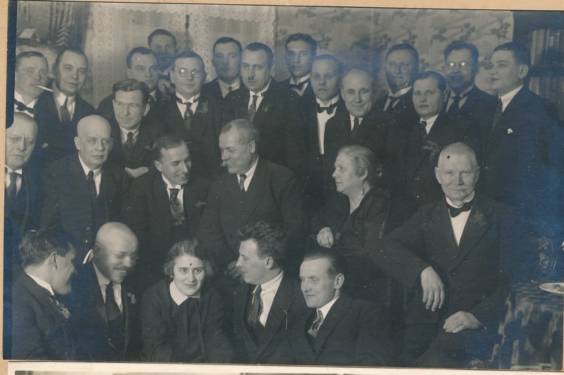 Grupifoto. Georg Kallamise juubelipeo külalised 1937a.