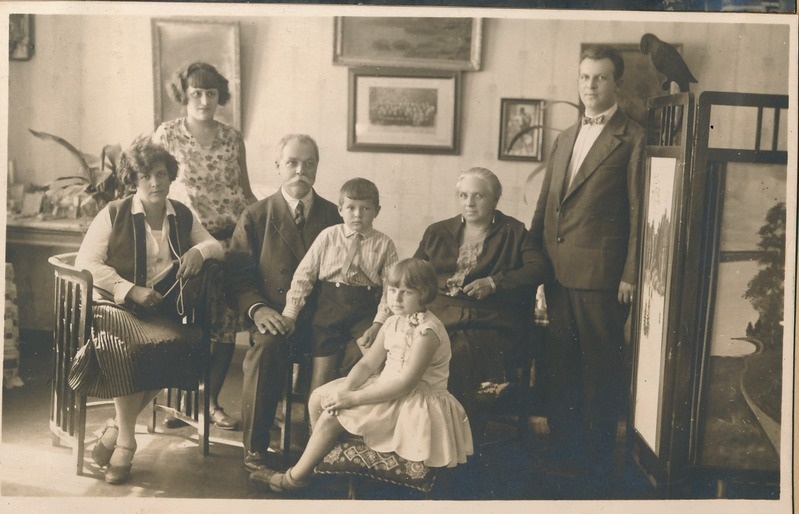 Georg Kallamis perekonnaga.
