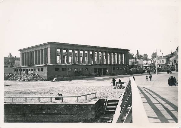 Tartu linnavaade. Turuhoone varemed. 17.08.1941.a.