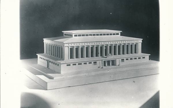 Fotokoopia arhitekt Voldemar Tippeli fotoarhiivist. Tartu turuhoone makett. 1930ndatel.