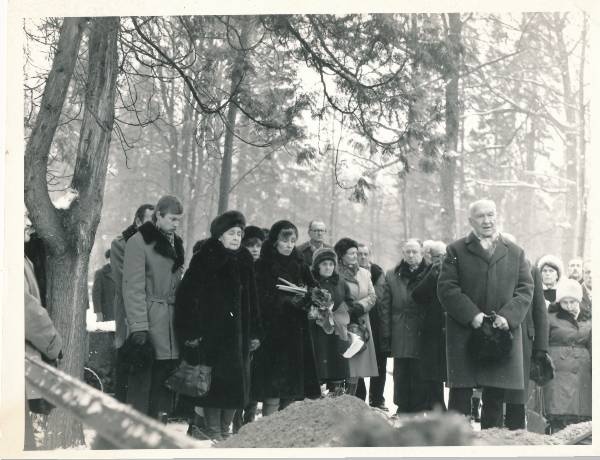 Prof. Eerik Kumari matused 1984a. Tartus.