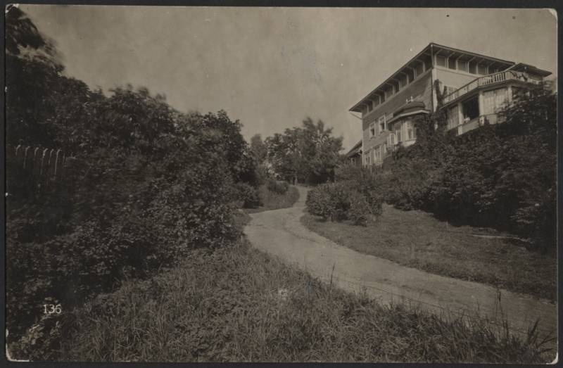 fotopostkaart, Viljandi, Trepimägi, Sellheimi villa, teerada, u 1915, foto J. Riet