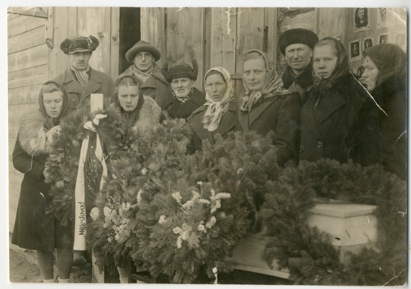 Foto. Jäärja Kasemõisa Johannes Teearu matused Krasnojarski krais
