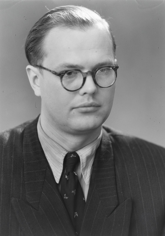 portree: Harri Otsa, 1955