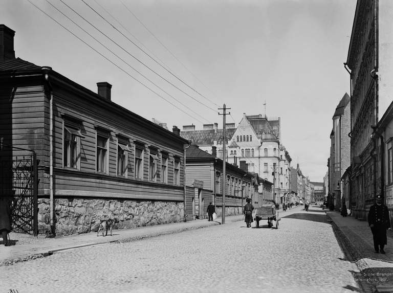 Uudenmaankatu 31, 29, 27, 25.