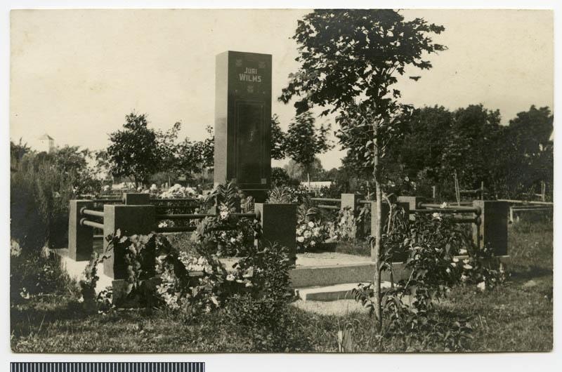 fotopostkaart, Pilistvere khk, Pilistvere, Jüri Vilmsi mälestussammas, 1926?