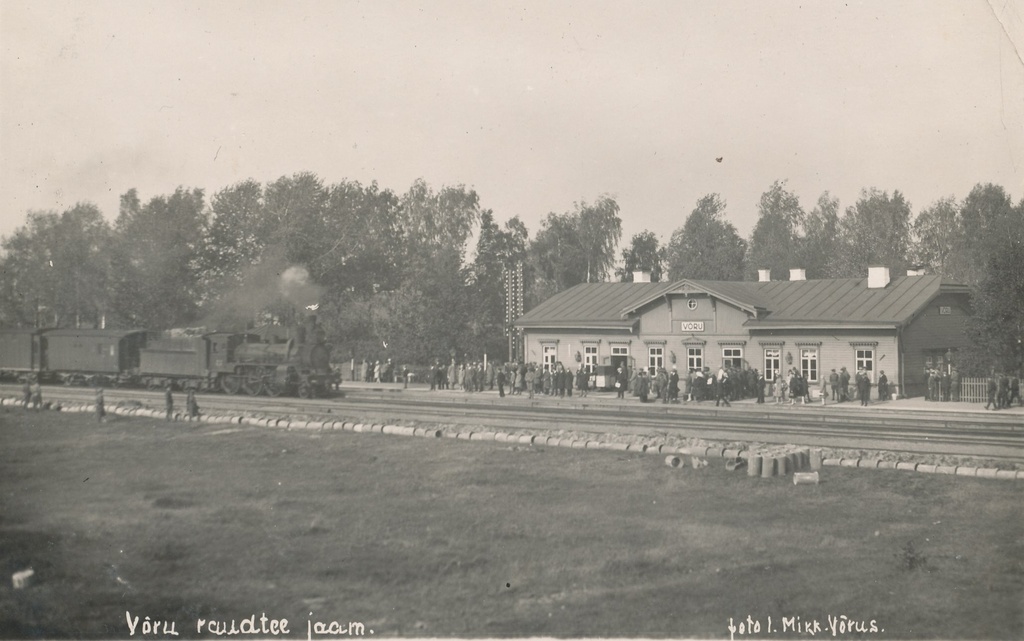 Foto. Võru Raudteejaama hoone.